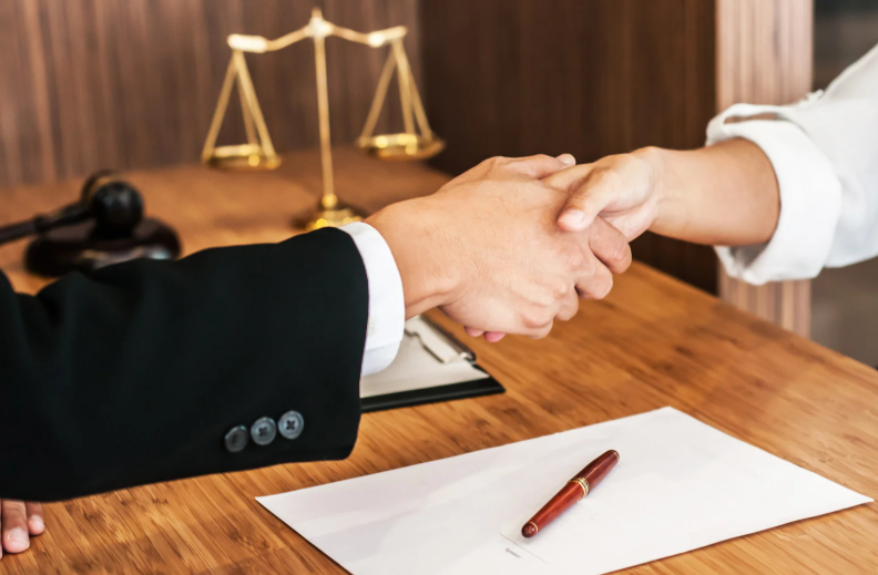 Artikel & Tips Hukum JHON & PARTNERS
